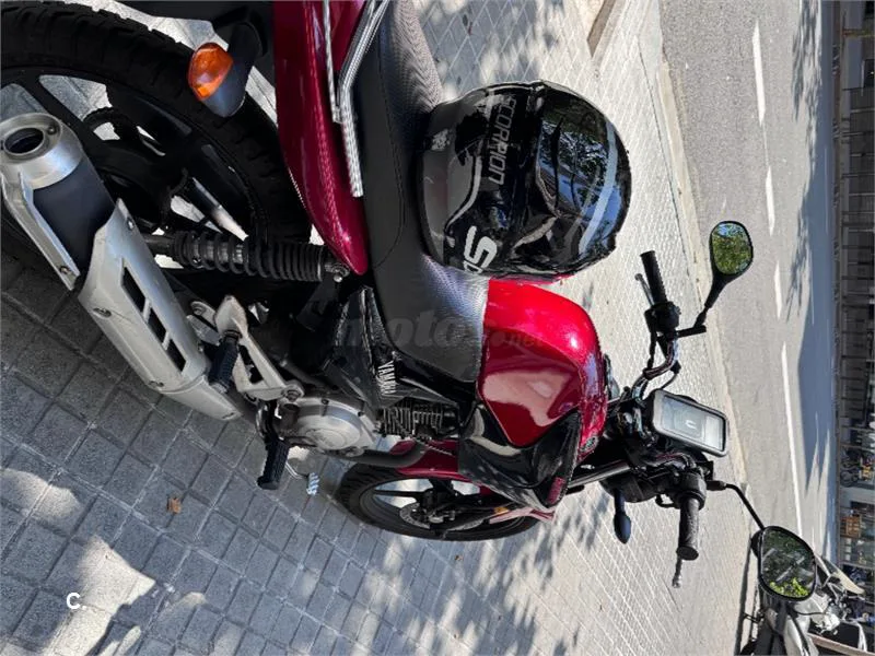 Yamaha YBR 125 – Vista 8