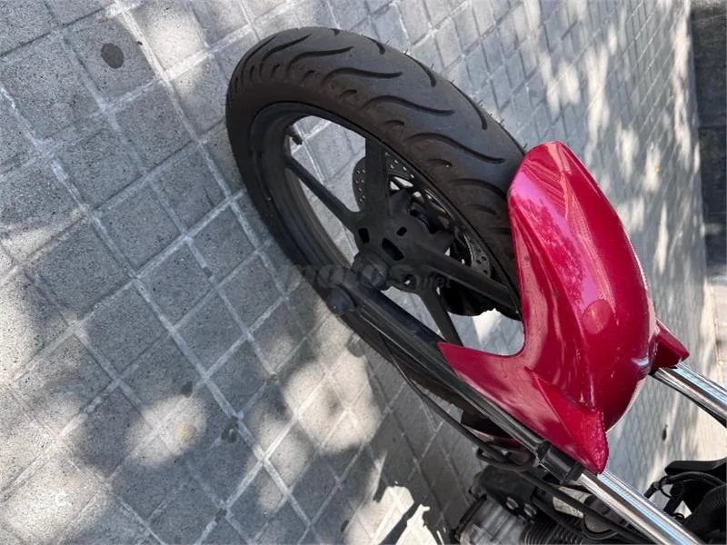 Yamaha YBR 125 – Vista 9