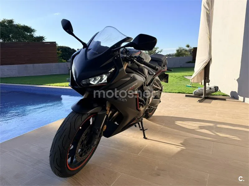Honda CBR 650 R – Vista 6