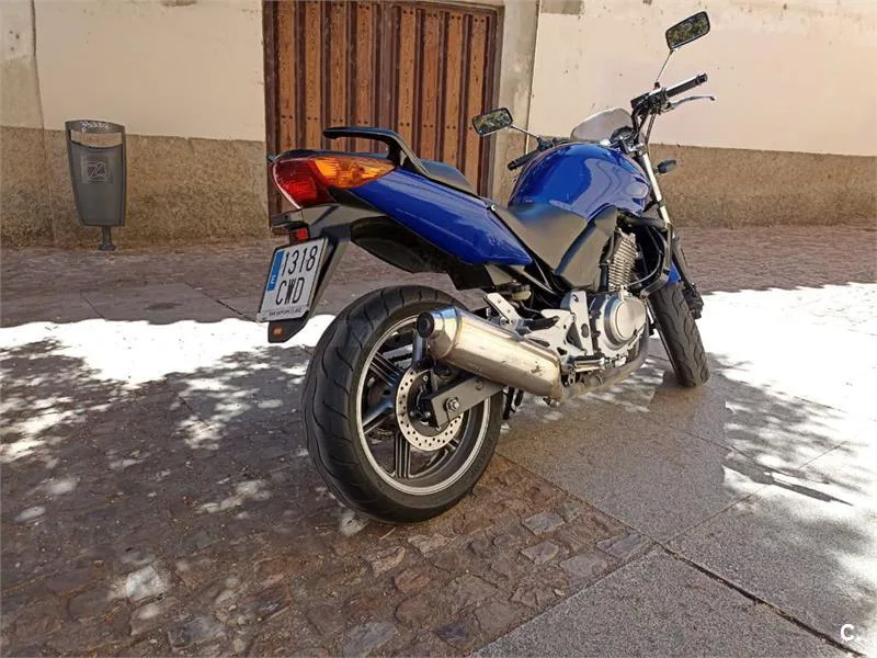 Honda CBF 500 – Vista 4