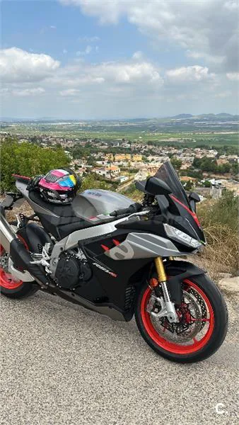Aprilia RSV4 – Vista 5