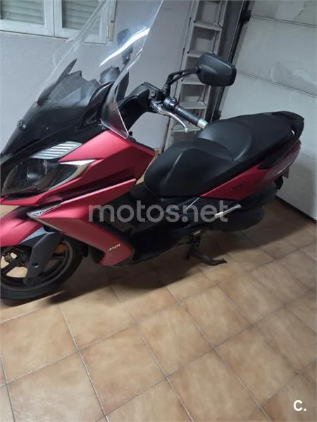 Kymco Super Dink 350 - Vista 5