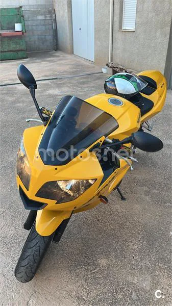Triumph Daytona 600 2200 € 2004 Albacete - 1