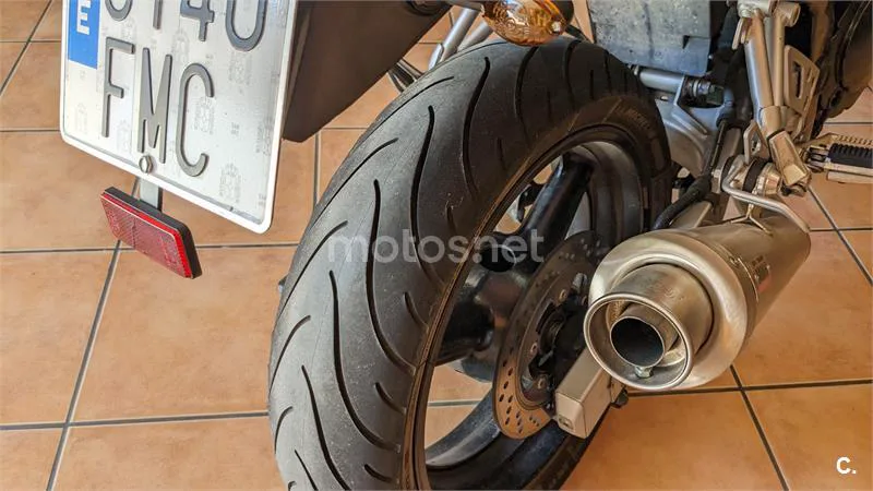 Suzuki Bandit 650 – Vista 5