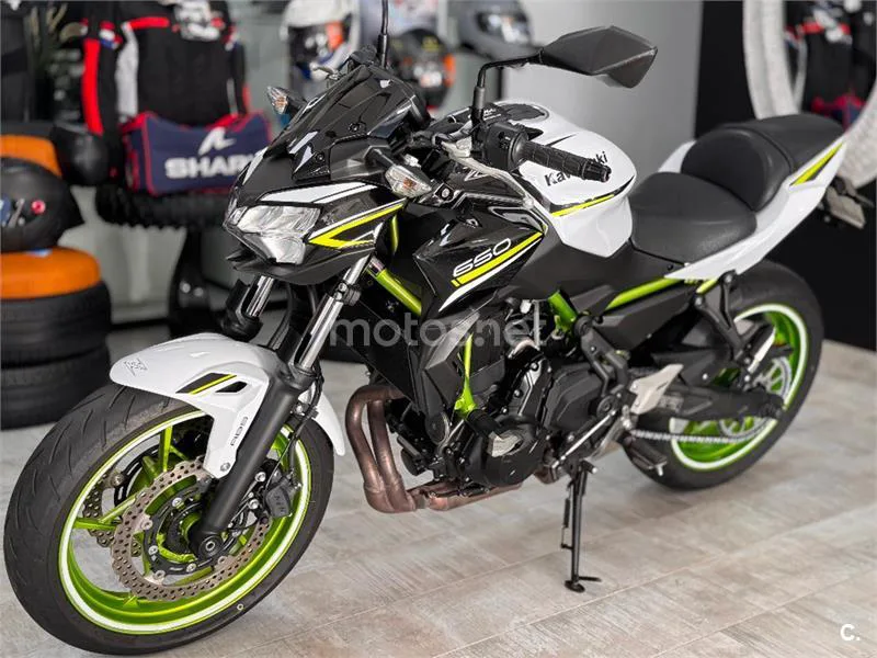 Kawasaki Z650 – Vista 6