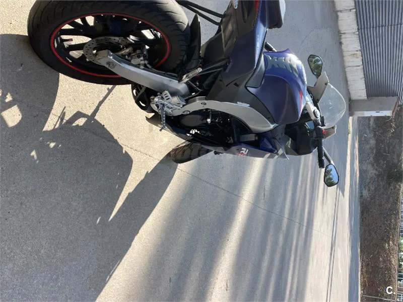Aprilia RS 125 Replica – Vista 8