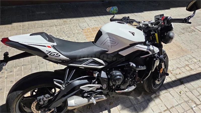 Triumph Street Triple 765 – Vista 4