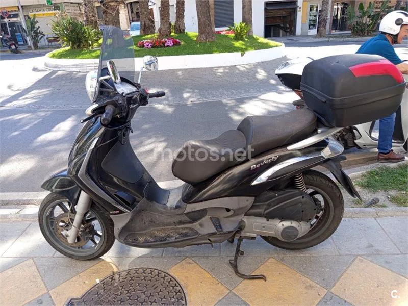 Piaggio Beverly Tourer 300 – Vista 3