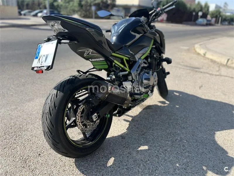 Kawasaki Z900 – Vista 3