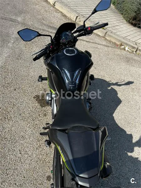 Kawasaki Z900 – Vista 4