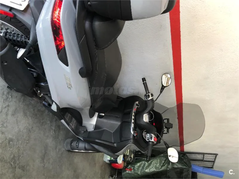 Piaggio MP3 – Vista 5