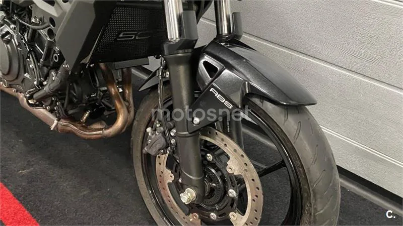 Kawasaki Z500 – Vista 7