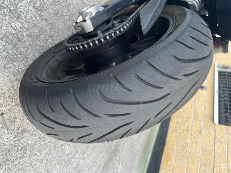 Yamaha MT-07 – Vista 7