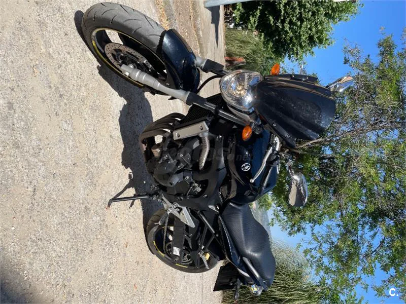 Yamaha FZ6 Fazer – Vista 7
