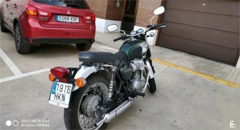 Kawasaki W800 – Vista 6
