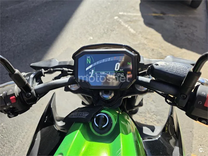 Kawasaki Z650 – Vista 10