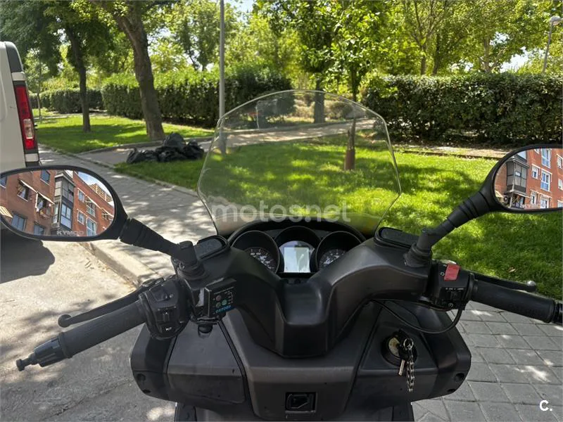 Kymco Super Dink 300 – Vista 6