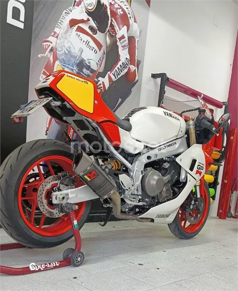 Yamaha XSR 900 GP – Vista 4