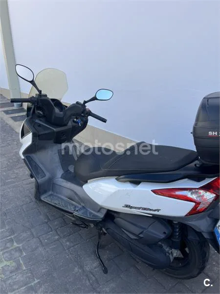 Kymco Super Dink 125 – Vista 4