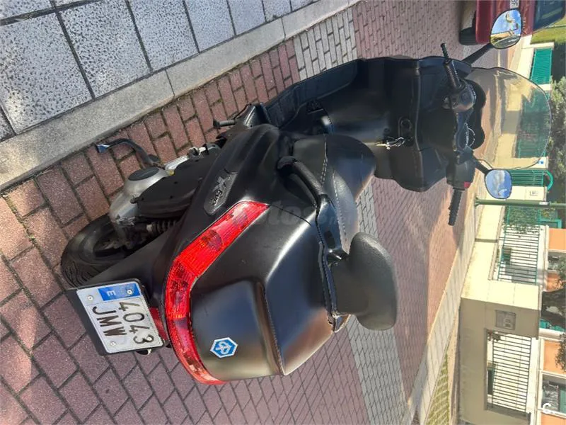 Piaggio X7 Evo 125 – Vista 6