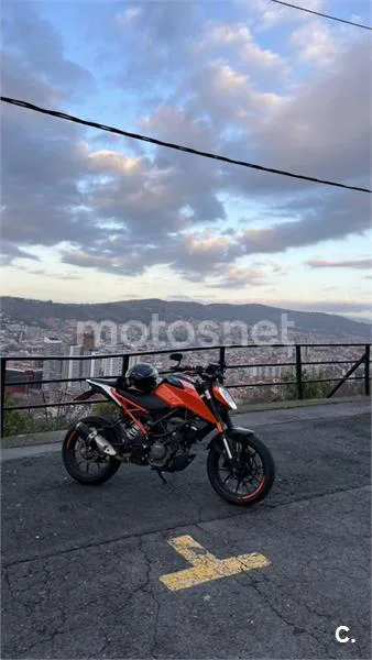 KTM 125 – Vista 2