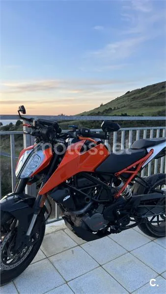 KTM 125 – Vista 4