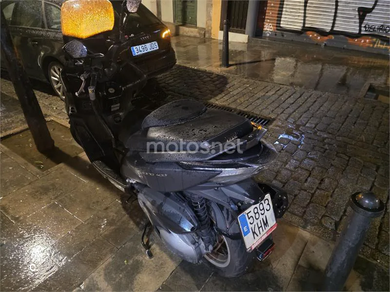 Kymco Xciting 400 – Vista 2