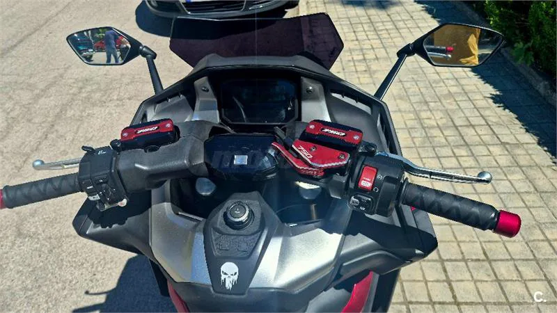 Honda Forza 750 – Vista 5