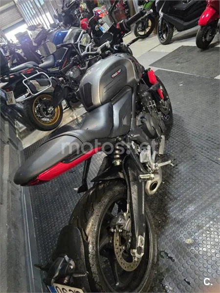 Triumph Trident 660 – Vista 11