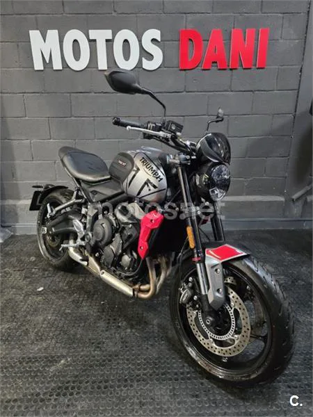 Triumph Trident 660 – Vista 7