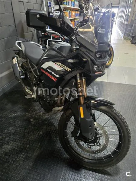 CFMOTO 450MT – Vista 3