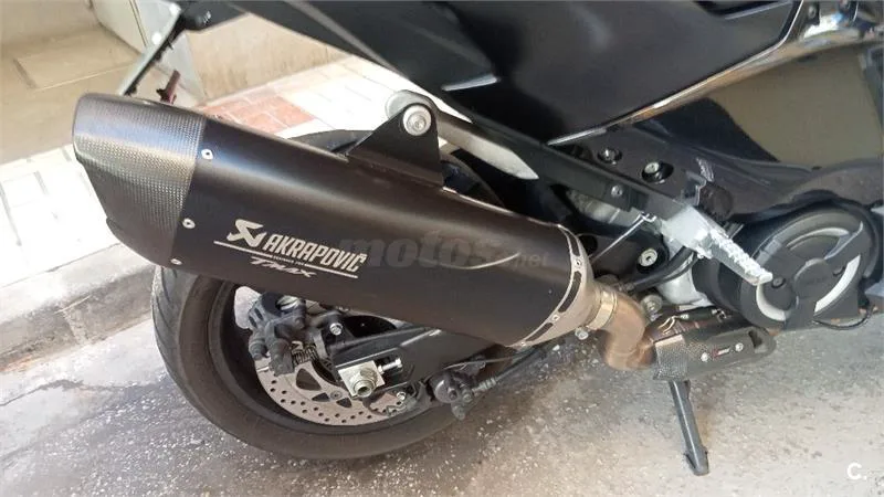 Yamaha TMAX – Vista 5