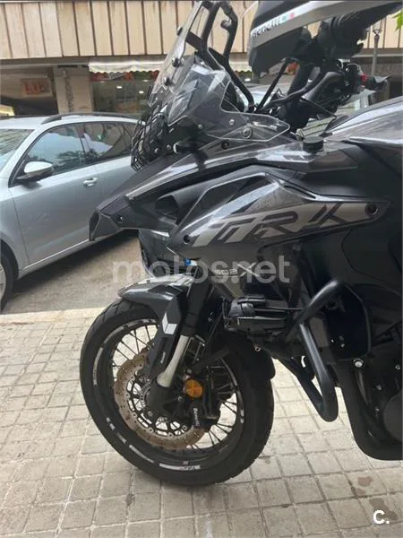 Benelli TRK 502 – Vista 4