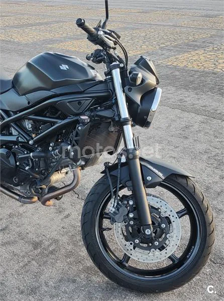 Suzuki SV 650 – Vista 3
