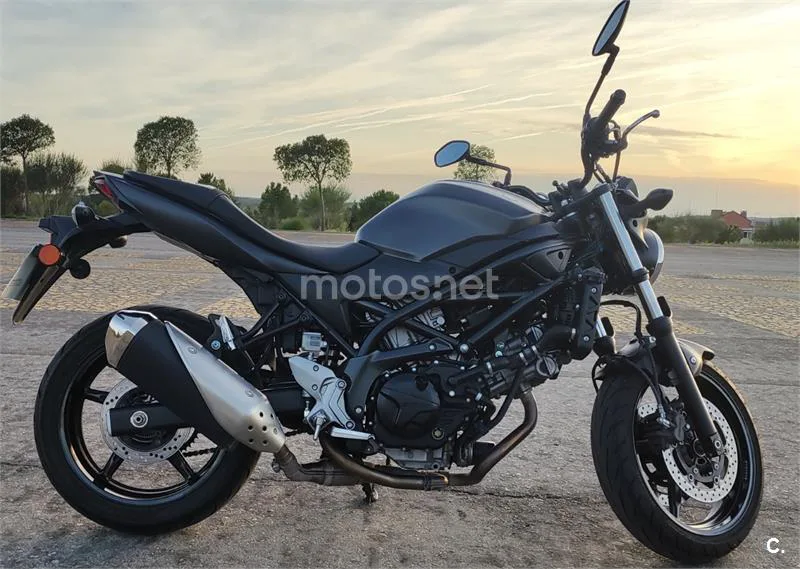 Suzuki SV 650 – Vista 10