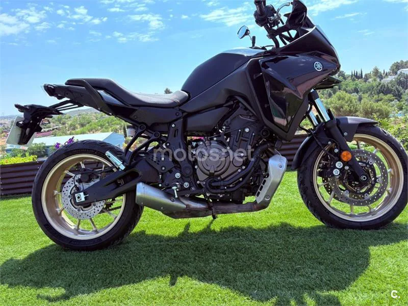 Yamaha Tracer 7 – Vista 7
