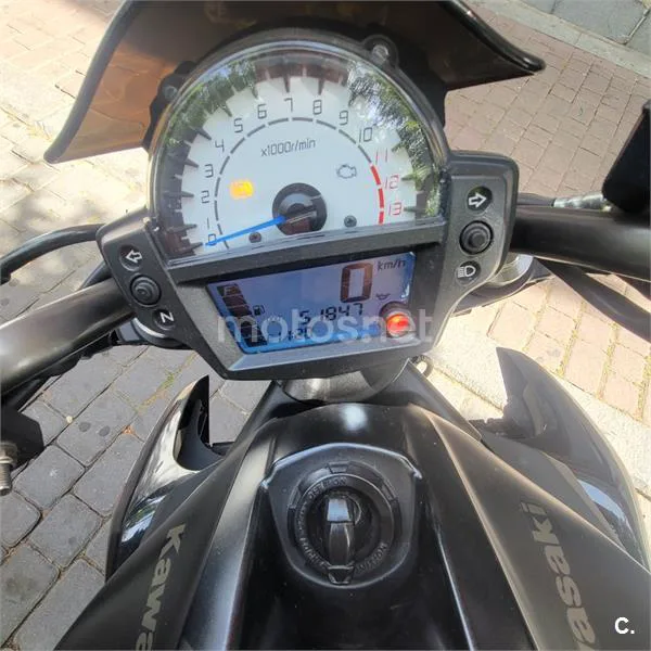 Kawasaki ER-6N – Vista 3