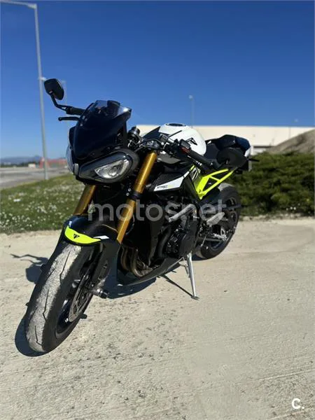 Triumph Street Triple 765 – Vista 7