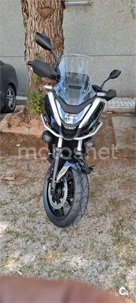 Honda NC 750 X – Vista 3
