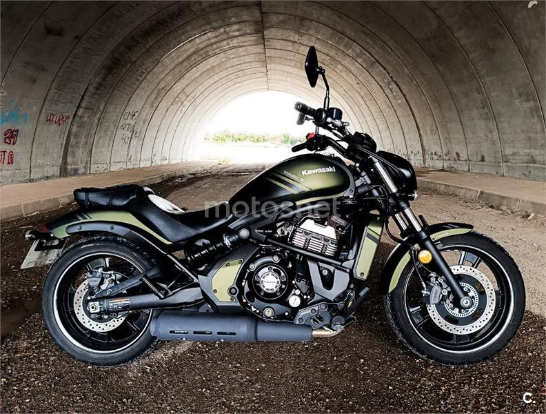 Kawasaki Vulcan S – Vista 8