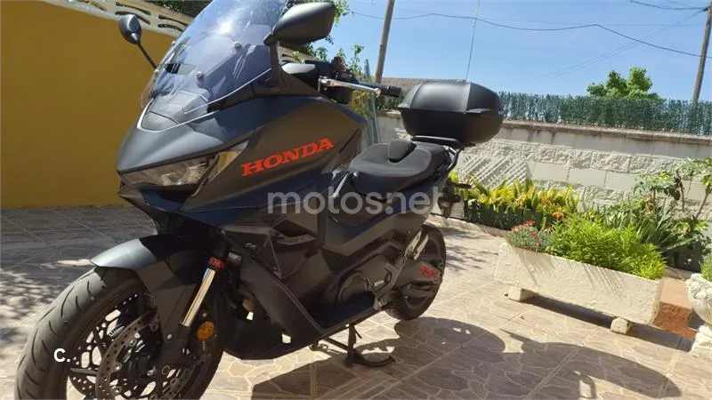 Honda Forza 750 – Vista 5