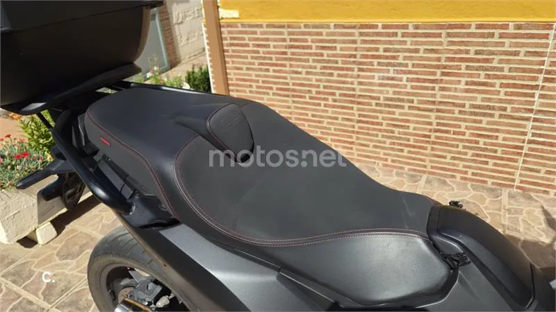 Honda Forza 750 – Vista 9