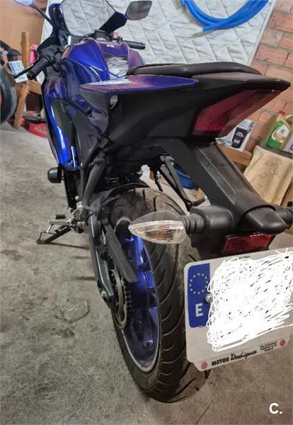 Yamaha R125 – Vista 8