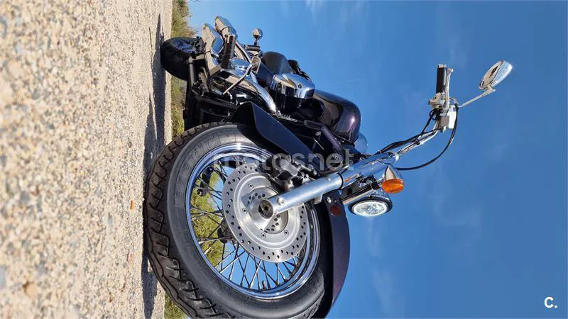 Honda VT 750 DC Shadow Spirit – Vista 6