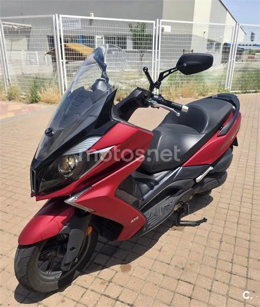 Kymco Super Dink 125 – Vista 5
