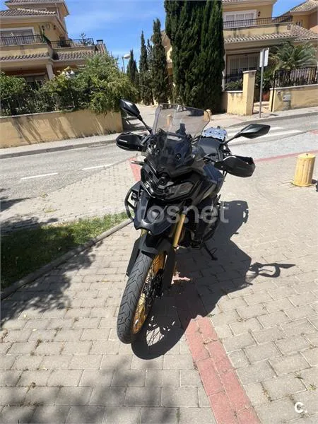 Voge 900 DSX – Vista 2