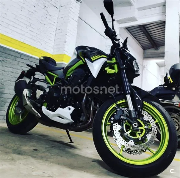 Kawasaki Z900 – Vista 3