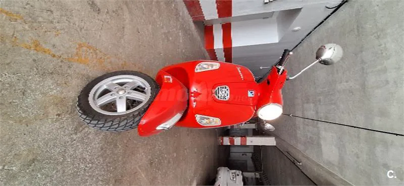Vespa LX 125 – Vista 4