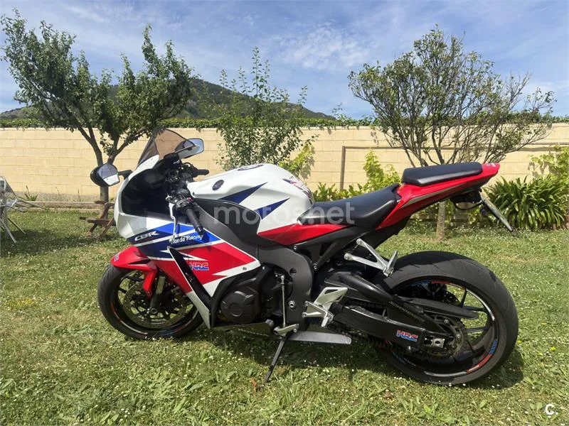 Honda CBR1000RR Fireblade - Vista 3