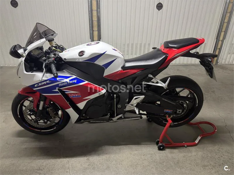 Honda CBR1000RR Fireblade - Vista 5